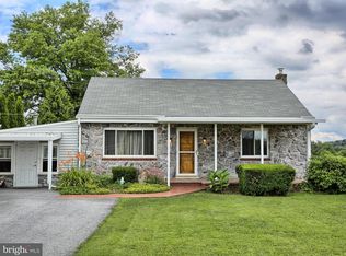 56 Larkspur Ln, Elizabethtown, PA 17022