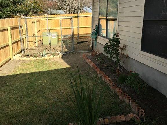 2nd image of 11000 Amblewood Way
