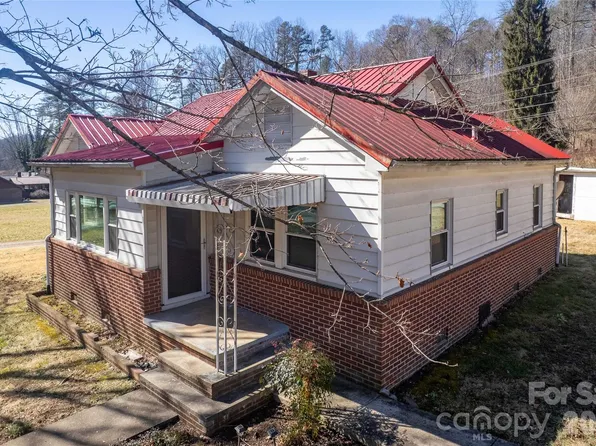 289 Fisher Creek Rd, Sylva, NC 28779