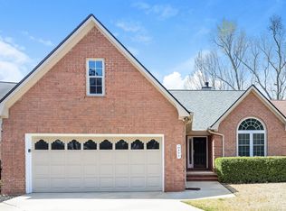 495 Fairway Ct, Newnan, GA 30265