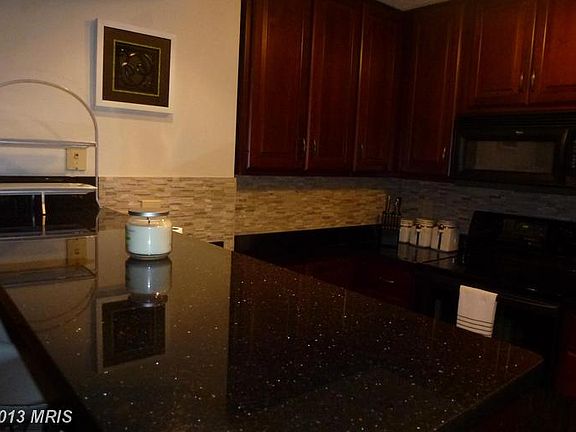 2nd image of 1504 Lincoln Way APT 112