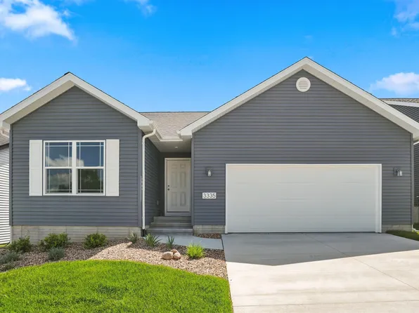 3335 Lincolnshire Rd, Waterloo, IA 50701