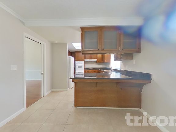 4th image of 2436 Alderwood Dr