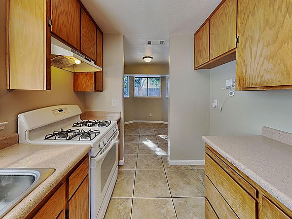 2nd image of 2102 Pavia Way #5