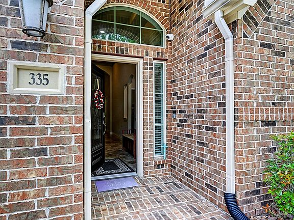5th image of 335 Fox Trail Rd