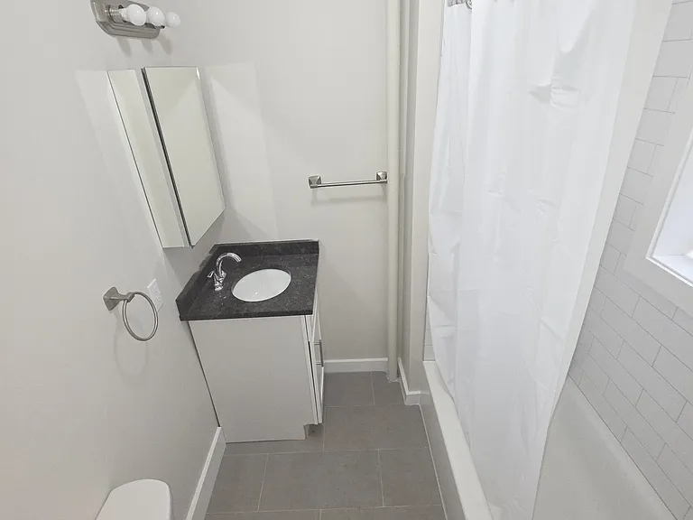 1865 Kennedy Blvd #4 — Photo 8