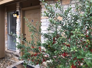 2102 Conestoga Trl #B, Austin, TX 78744