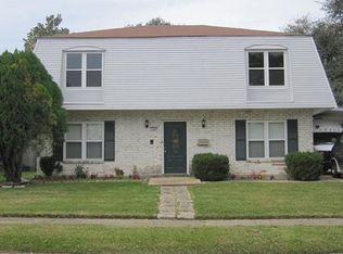756 Huckleberry Ln, Gretna, LA 70056