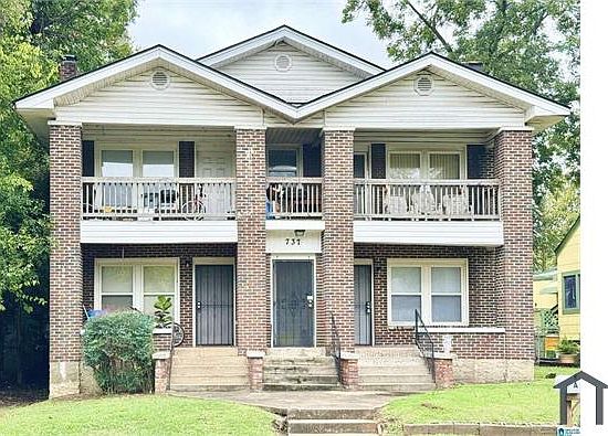 1st image of 737 40th Pl APT A