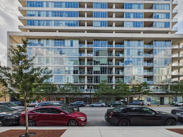 1720 S Michigan Ave APT 704, Chicago, IL 60616