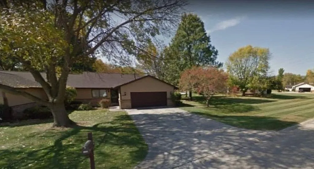 1713 Willow View Rd photo 1