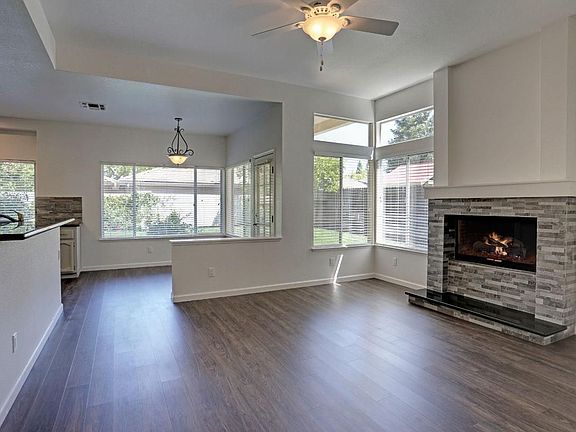 5th image of 109 Northolt Ct