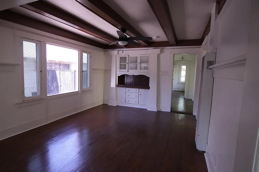 3 bed, 1450 sqft, $2,700 — Photo 2