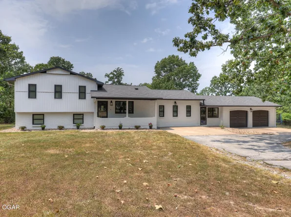 5378 Greenwich Ln, Joplin, MO 64804