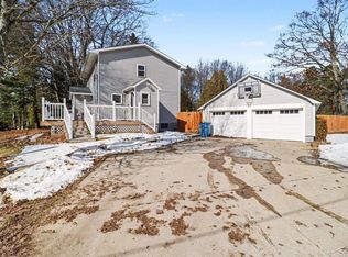 6812 W Decker Rd, Ludington, MI 49431