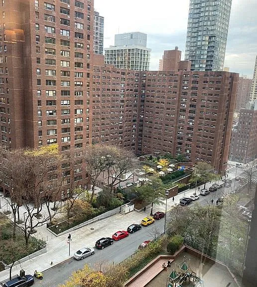 1641 3rd Ave #11G — Photo 9