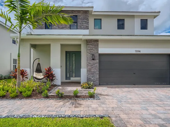 Homes Available Soon, Reserve at Jupiter