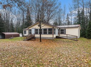 5524 Chickasaw Trl, Frederic, MI 49733