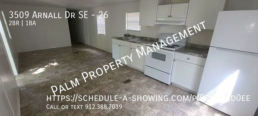 Updated 2 bedroom, 1 bathroom single home in the Oak Meadows Community! — Photo 3