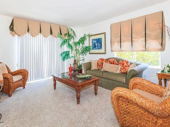 3rd image of 18071 Annes Cir Unit 101