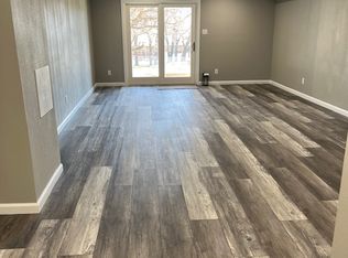 3610 SW Skyline Pkwy #1, Topeka, KS 66614