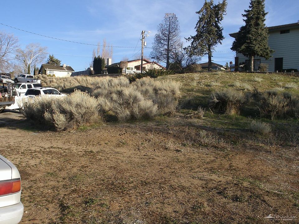 2nd image of 22541 Shine Ct #114