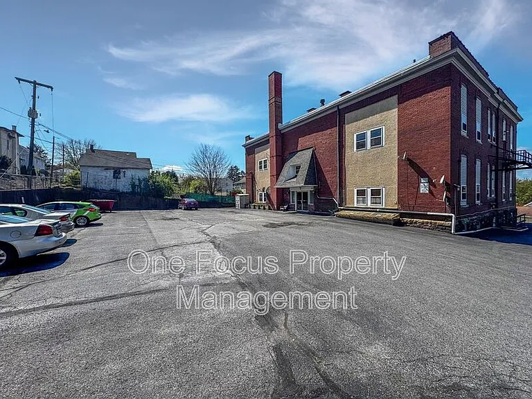 1585 W Southern Ave #6 — Photo 8