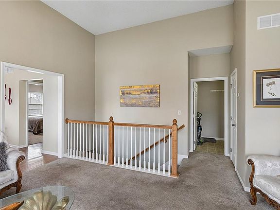 4th image of 13735 Grove Ave