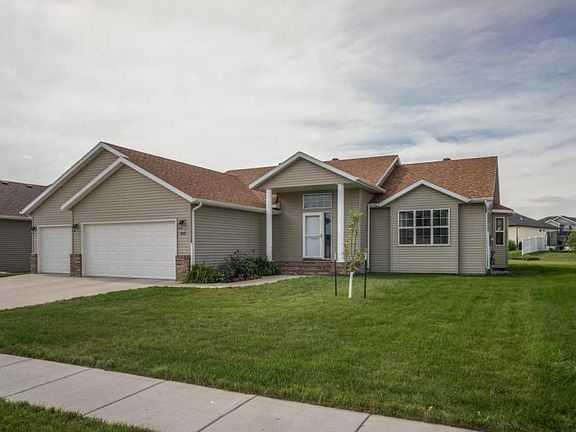 2nd image of 3440 Loberg Ln
