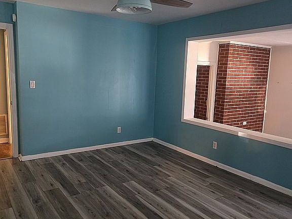 4th image of 1011 Cherokee Cir