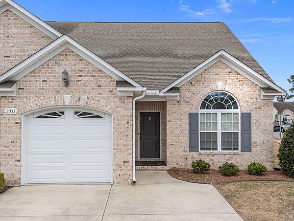 2nd image of 2353 Dovedale Drive #B