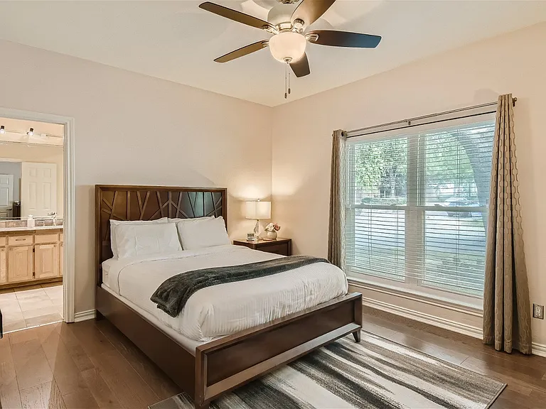 4129 Holland Ave — Photo 16