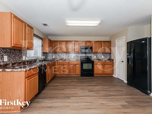 5th image of 12324 Cumberland Cove Dr