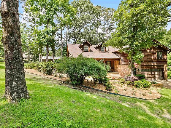 4th image of 14 Heritage Ct