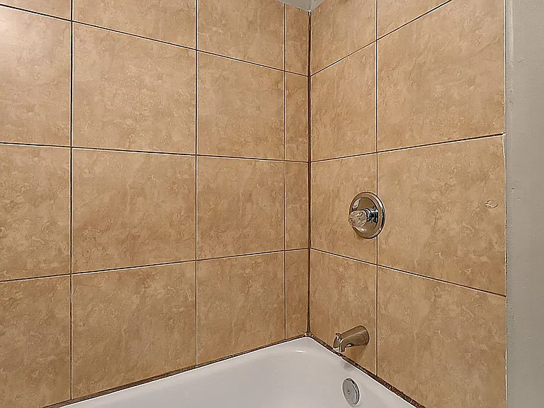 1870 Dunbar Dr #B-4 — Photo 17