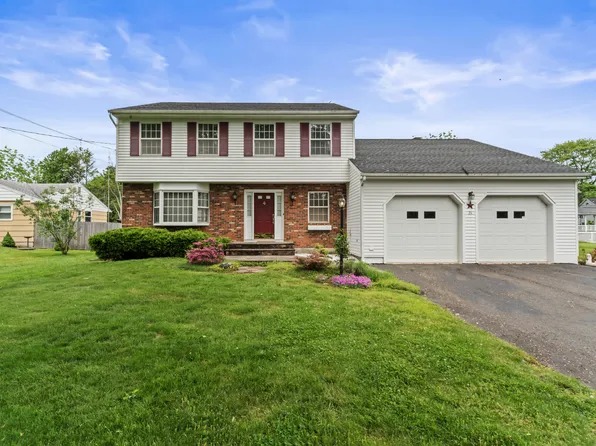 24 Edgewood Street, Danbury, CT 06810