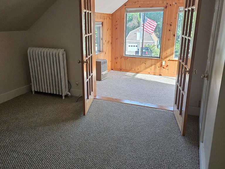 1137 Islington St #3 — Photo 5