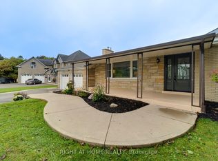 435 Parkside Dr, Hamilton, ON L8B 0Y6