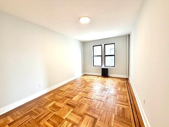 2nd image of 1510 Ocean Pkwy APT E20