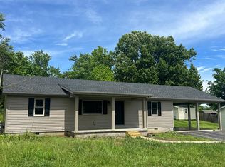 91 Church St, Hanson, KY 42413