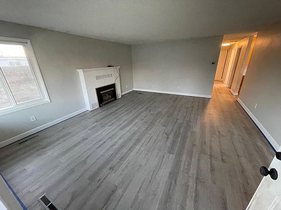 3rd image of 38 Saint John Ave