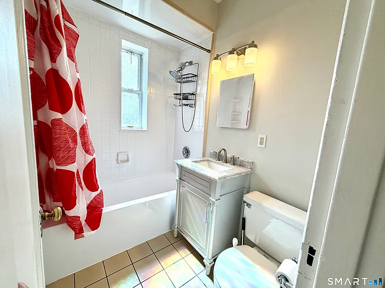 70 Strawberry Hill Ave #5-2D — Photo 10