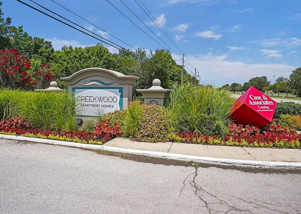 Creekwood Apartments