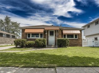 50 Lloyd Dr, Cheektowaga, NY 14225