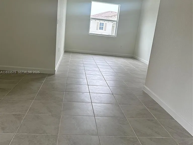 13418 SW 285th St — Photo 6