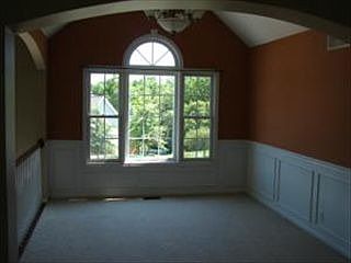 3rd image of 4903 Creek Crossing Dr