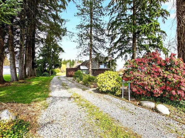17515 Ford Rd, Pitt Meadows, BC V3Y 0A7