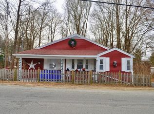 23 Middleboro Rd, East Freetown, MA 02717