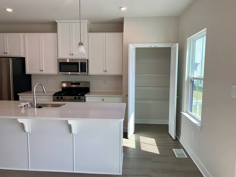 65 Rosemary Way — Photo 7