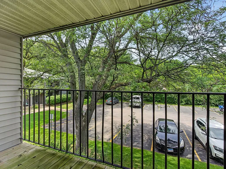 Willow Knolls Apartments — Photo 56